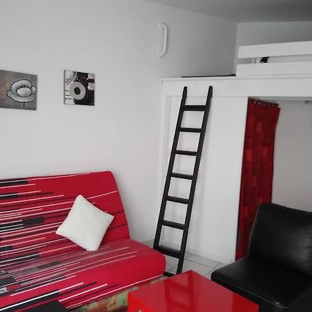 ריימס Studio Rouge A 5 Minutes De La Cathedrale Et Neoma מראה חיצוני תמונה